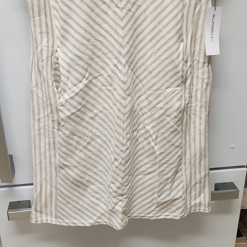 NWT Liz Claiborne Size L White and Cream Swimsuit / Beach Cover Up - Picture 4 of 11
